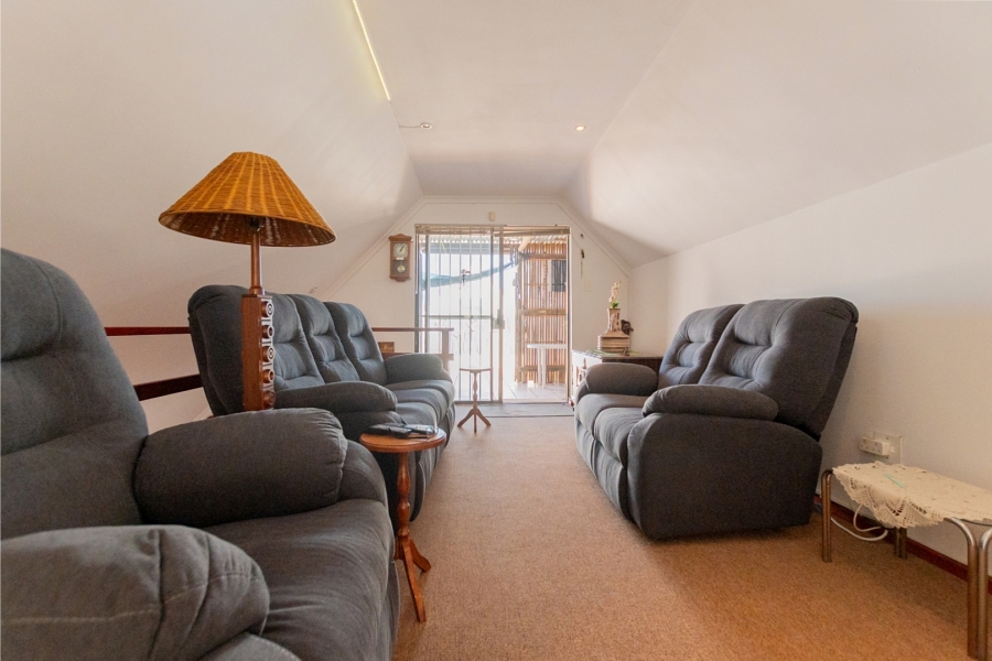3 Bedroom Property for Sale in Skiathos Western Cape
